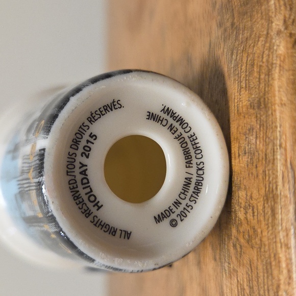 Starbucks Chicago 2015 Christmas Cup To Go Ornament - Picture 4 of 4